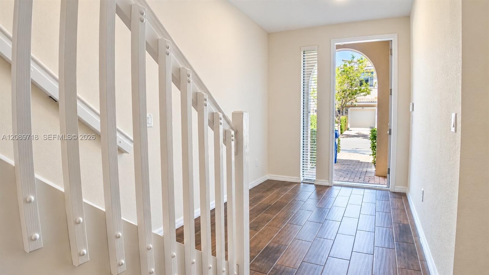 1042 NW 33rd Mnr #1042 photo 3
