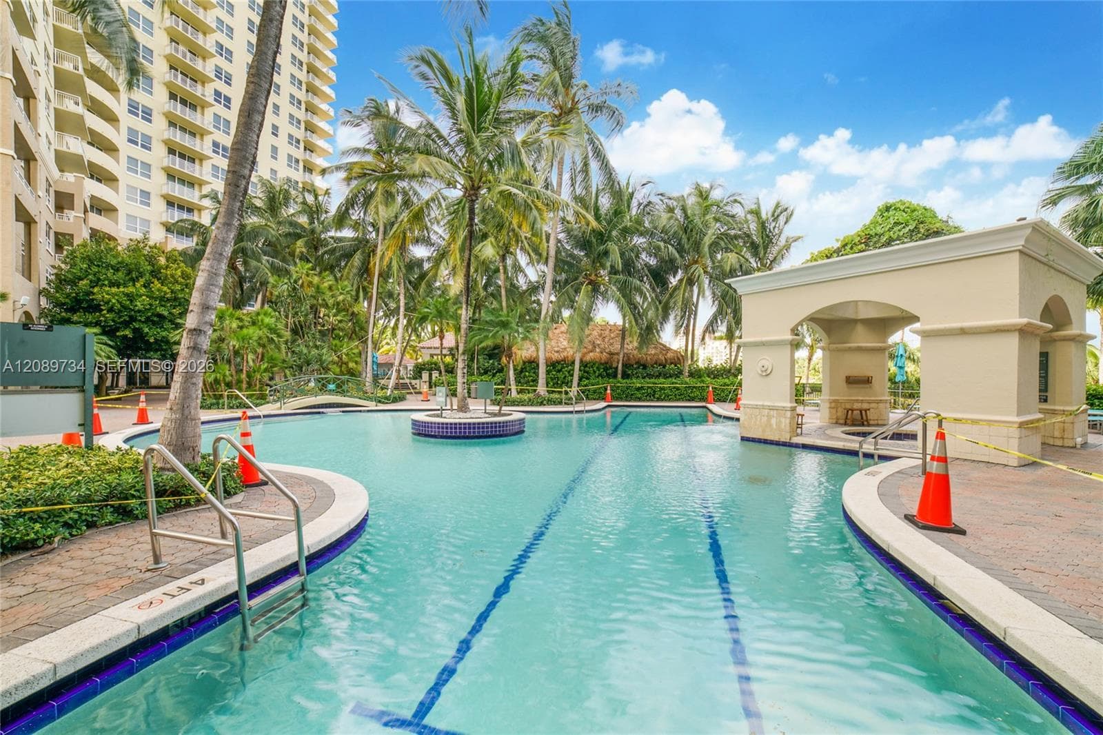 TURNBERRY ON THE GREEN CO · #2412 in Aventura - Photo 16