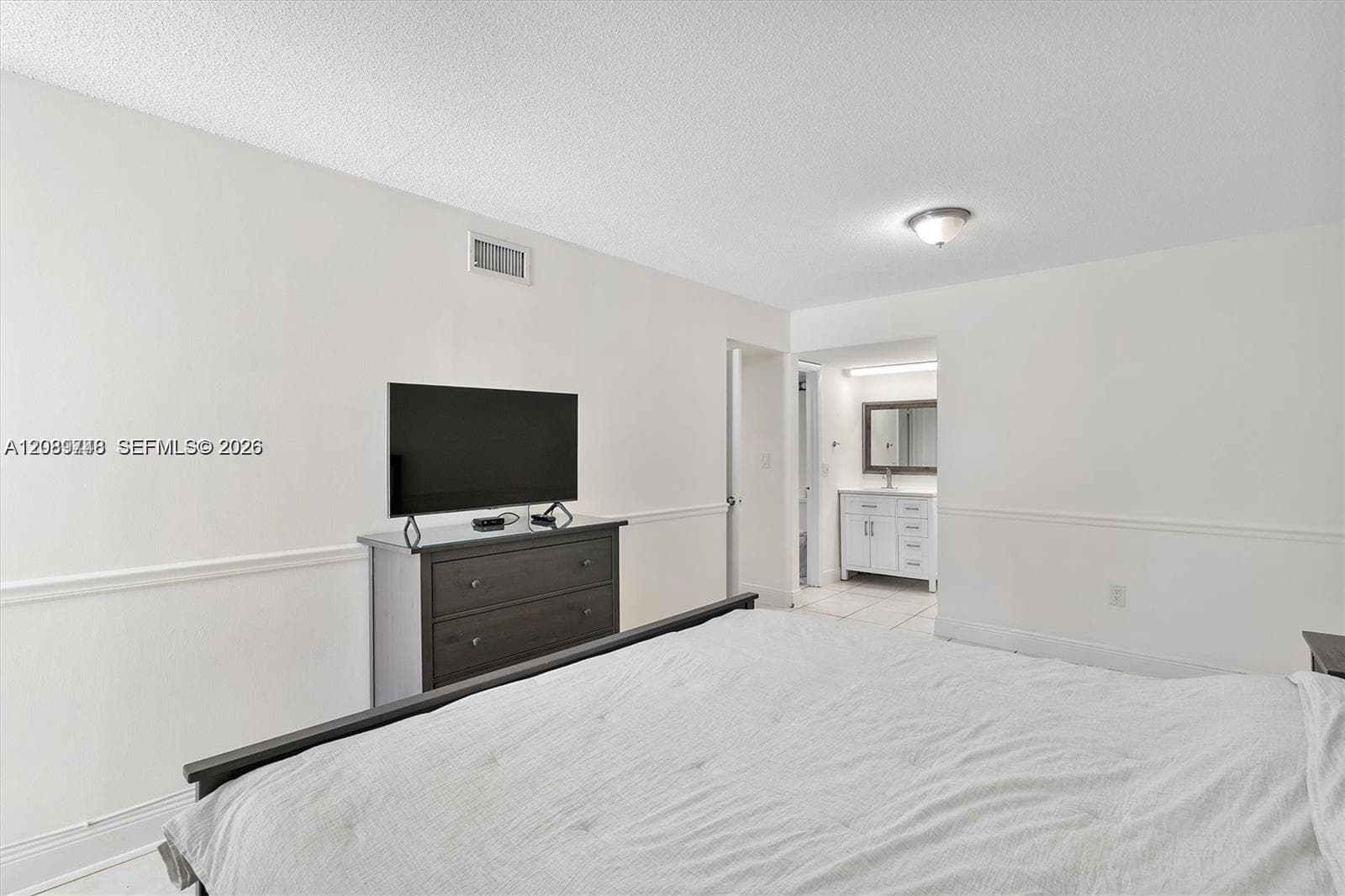 CARIBBEAN BREEZE CONDO · #158 in Sunny Isles Beach - Photo 7
