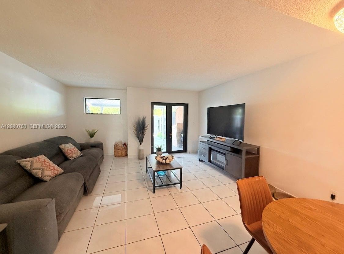 WESTLANDIA CONDO PH2 · #82 in Hialeah - Photo 5
