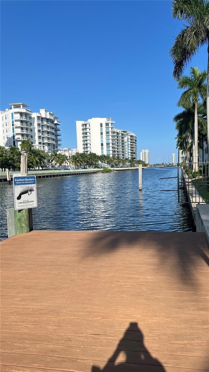 Alaqua · #421 in Aventura - Photo 17