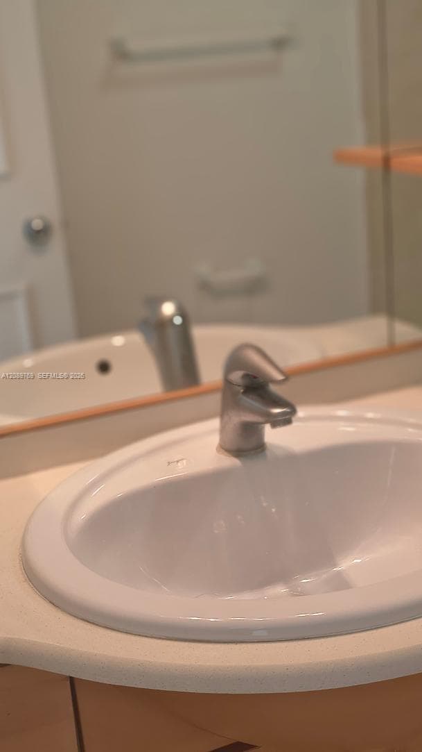 COASTAL TOWERS CONDO · #921 in Sunny Isles Beach - Photo 4