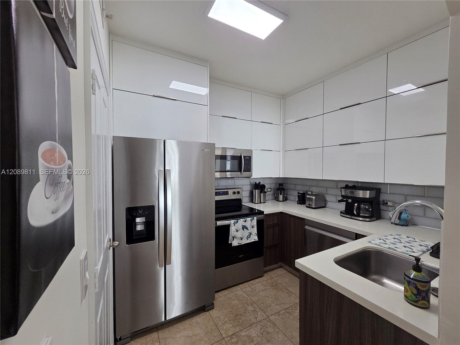 THE WAVERLY AT SURFSIDE B · #403 in Surfside - Photo 9