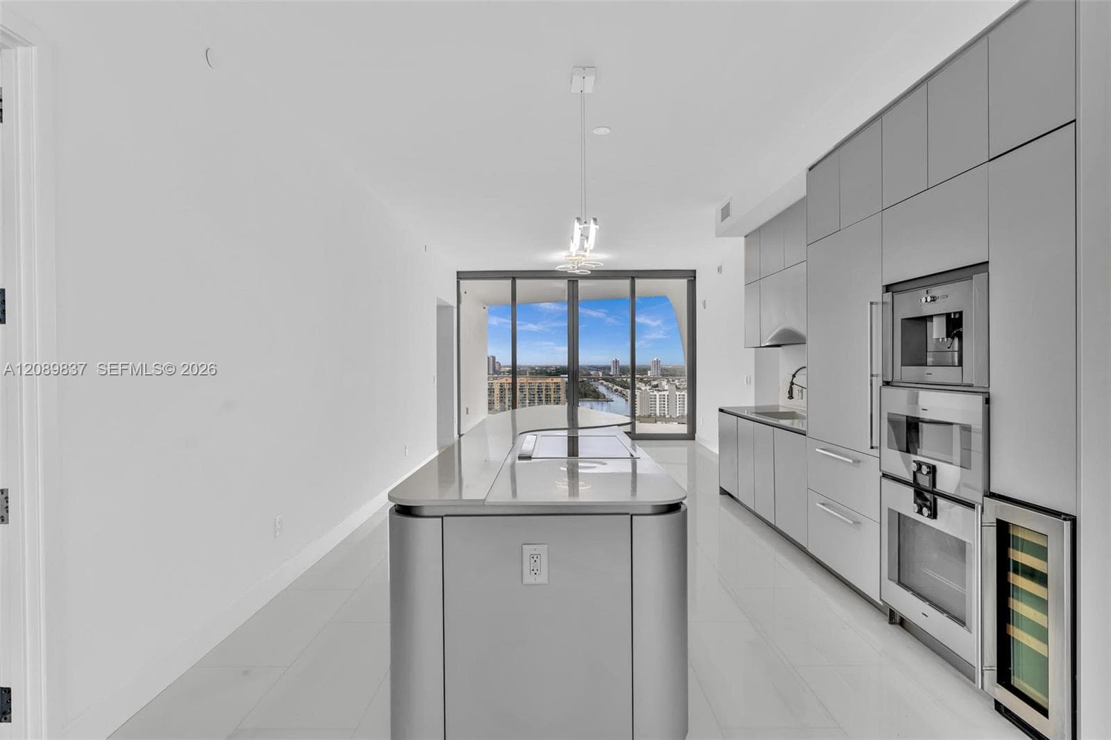 Jade Signature · #2003 in Sunny Isles Beach - Photo 7