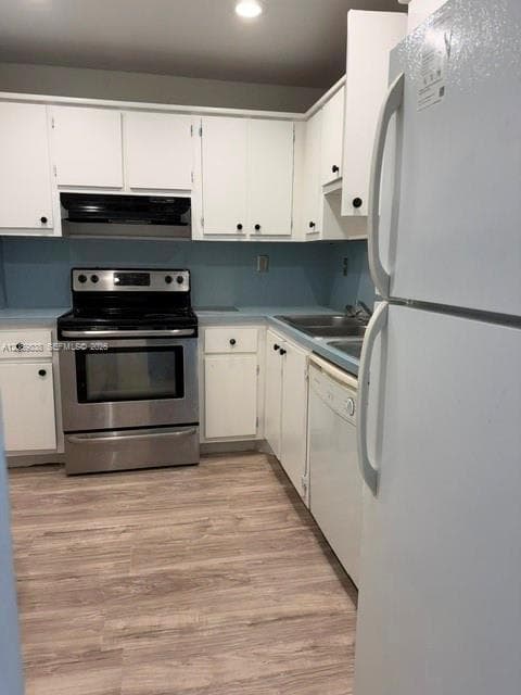 LUDLUM LAKE CONDO BLDG C · #A203 in Hialeah - Photo 2