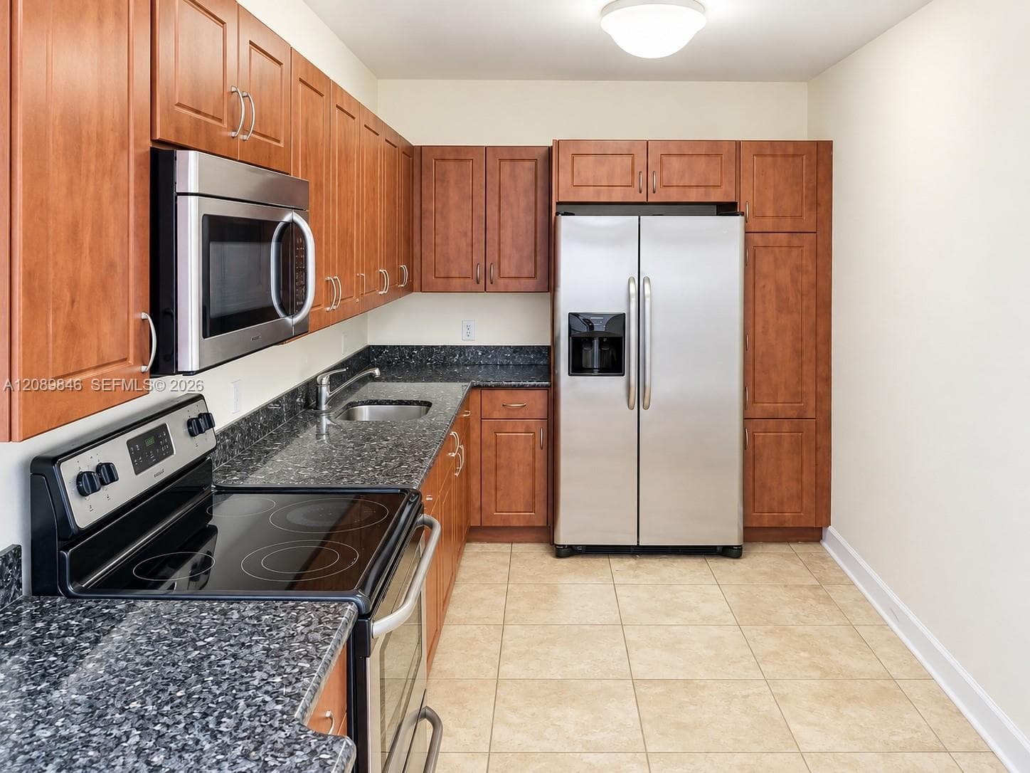 401 BLU Condo · #900 in Miami Beach - Photo 4