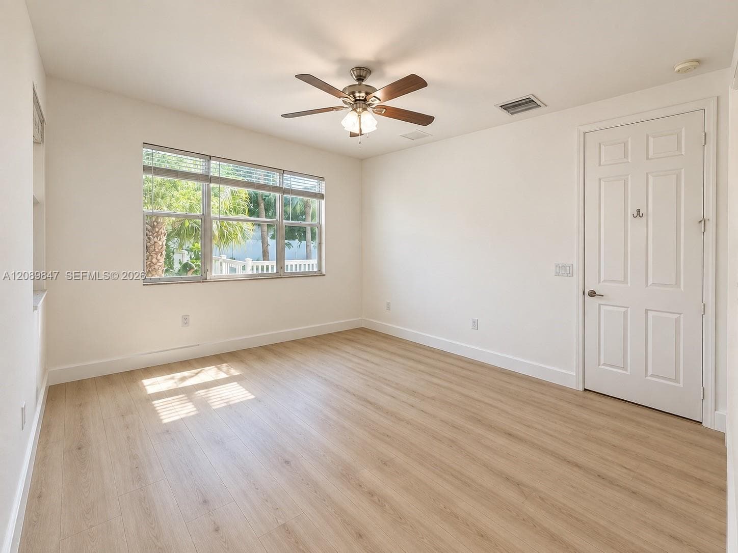BEDROOM 2 (MASTER SIZE) WITH POOL VIEW (1ST FLOOR)