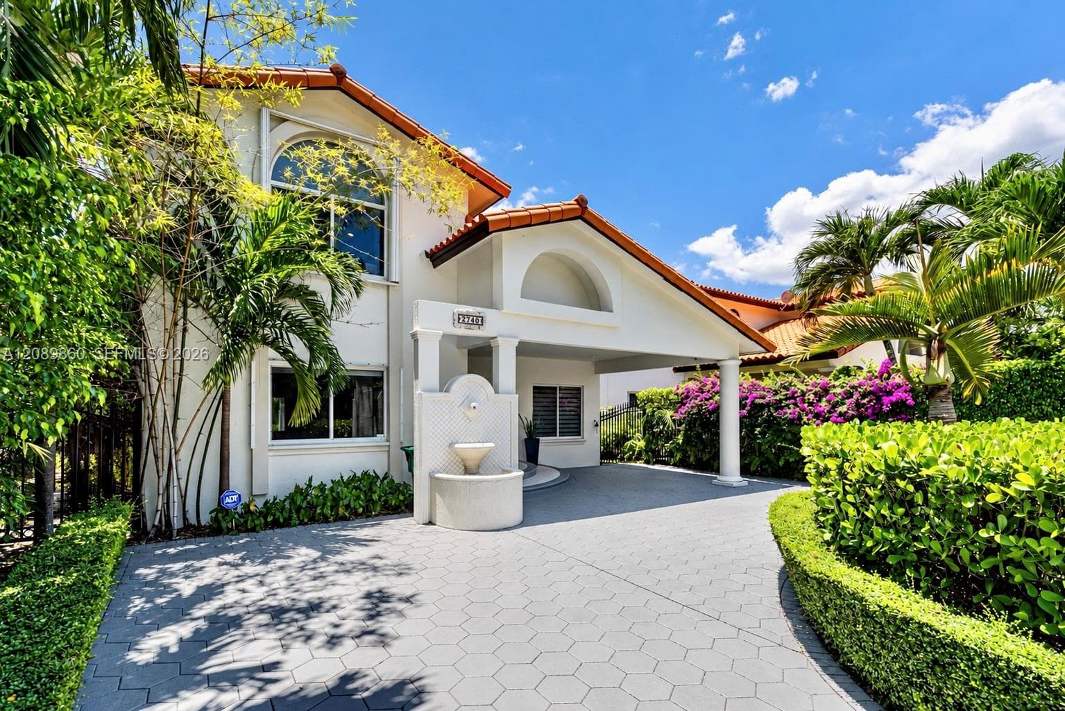 2740 SW 13th St photo 1