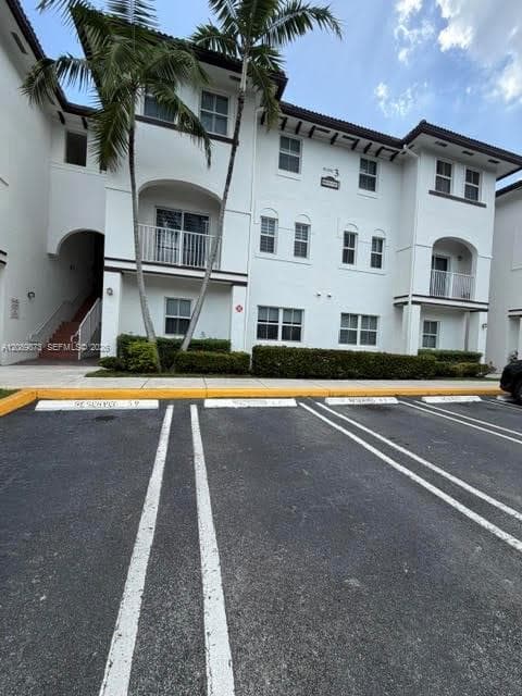 ST MAARTEN AT GRAND BAY C · #210 in Doral - Photo 4
