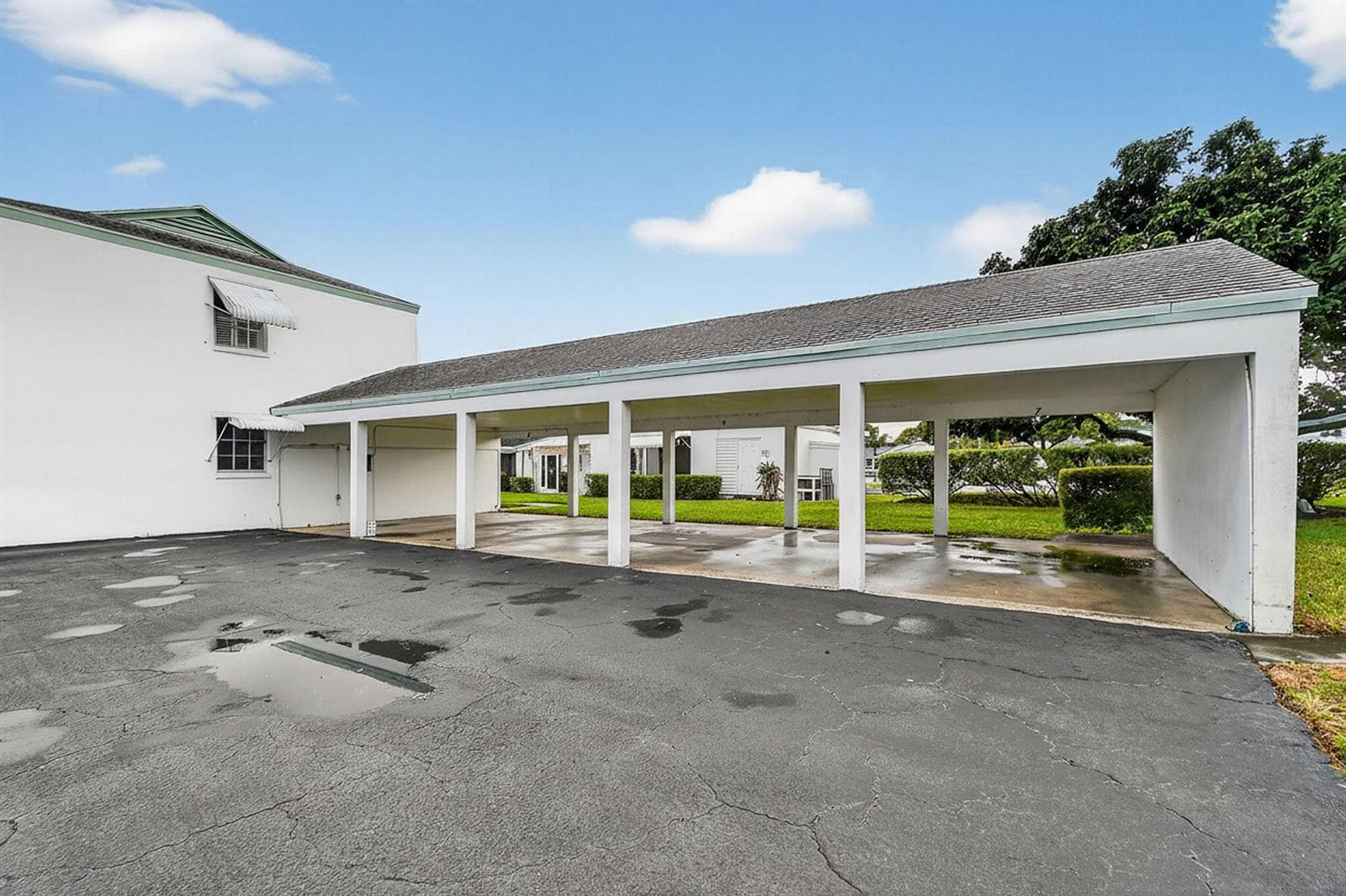 Carport