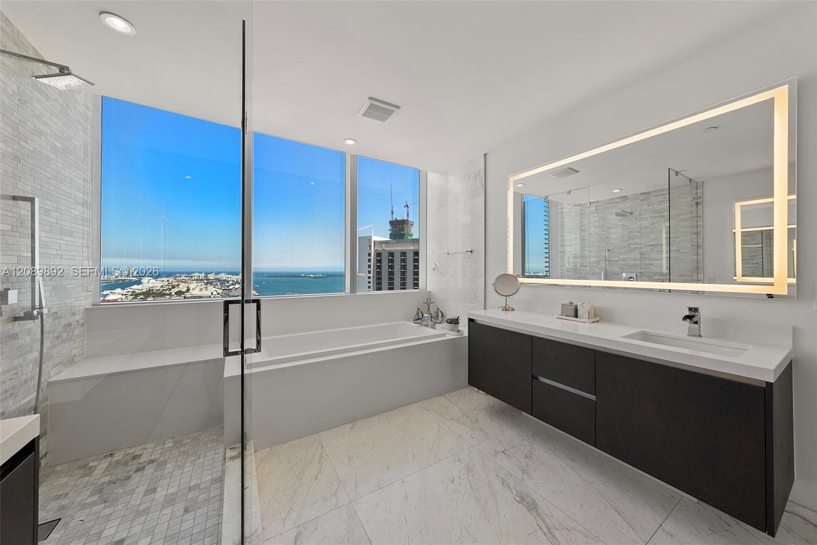Paramount Miami Worldcenter · #3711 in Miami - Photo 9