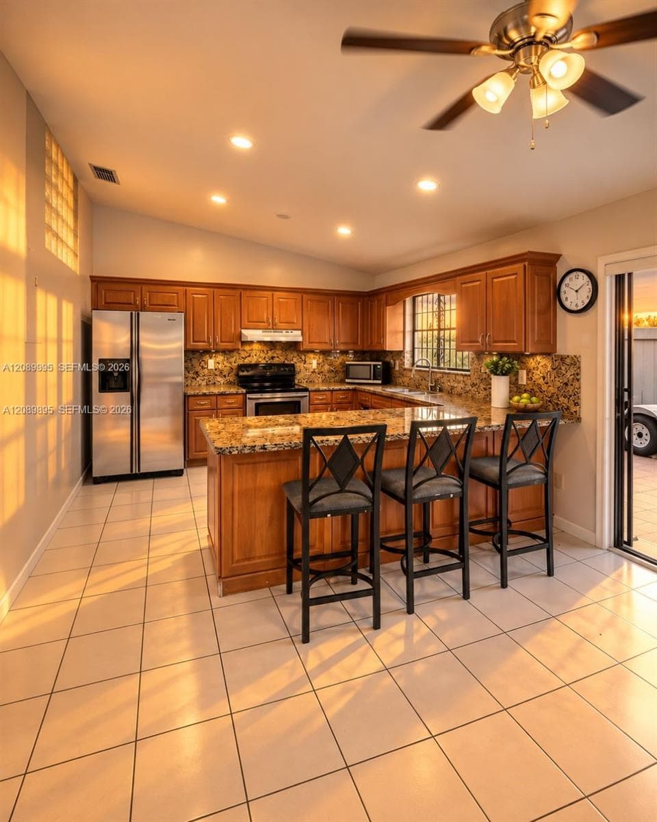 2219 SW 137th Pl photo 13