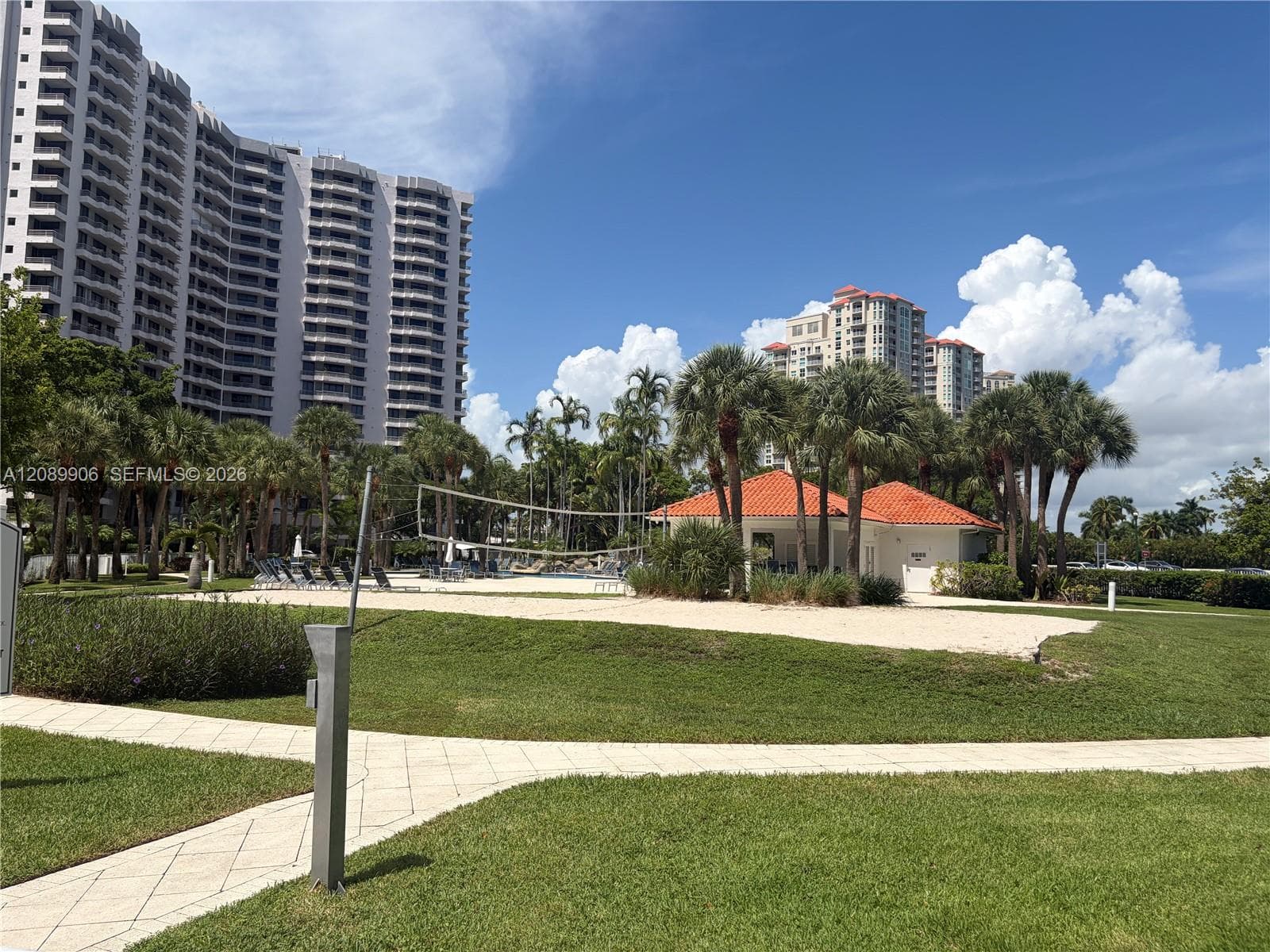PARC CENTRAL AVENTURA EAS · #206 in Aventura - Photo 37