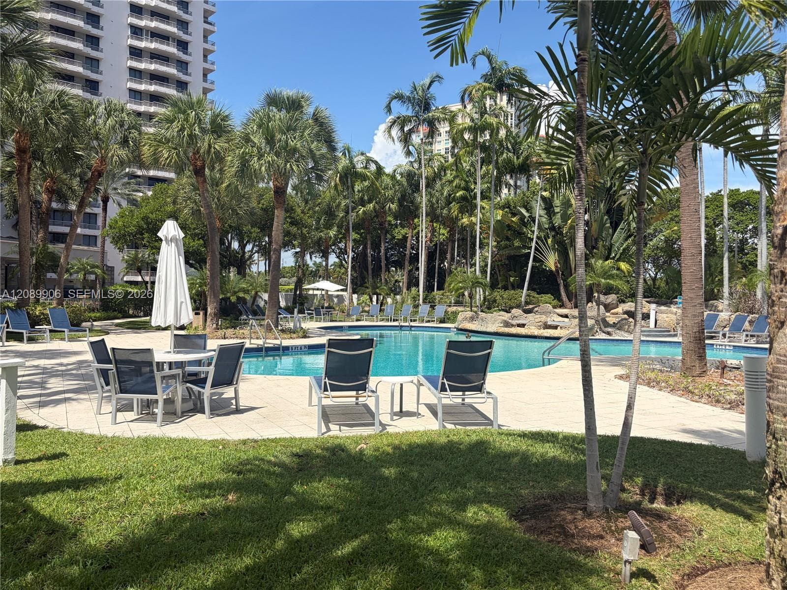 PARC CENTRAL AVENTURA EAS · #206 in Aventura - Photo 40