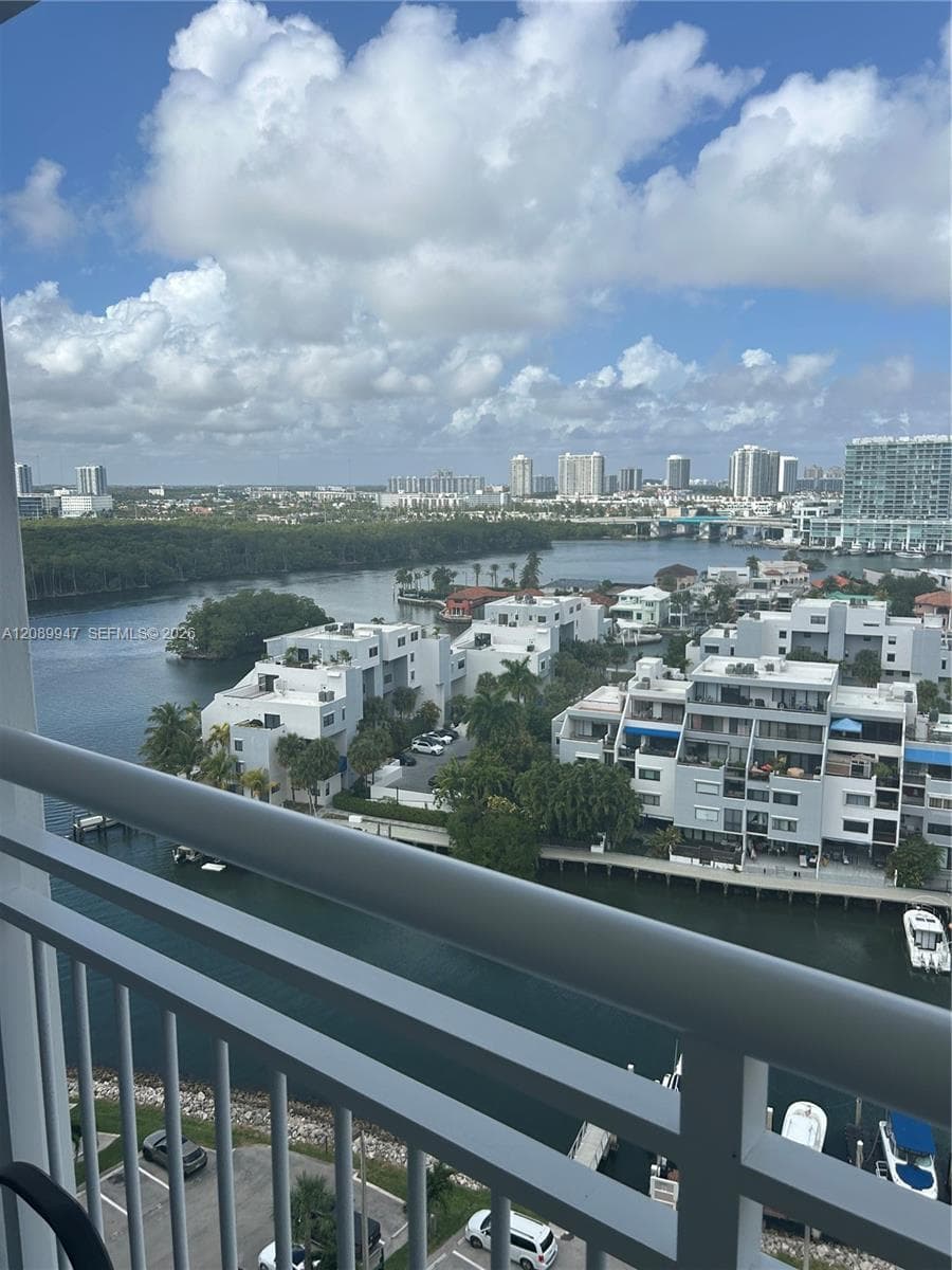 COASTAL TOWERS CONDO · #1624 in Sunny Isles Beach - Photo 3