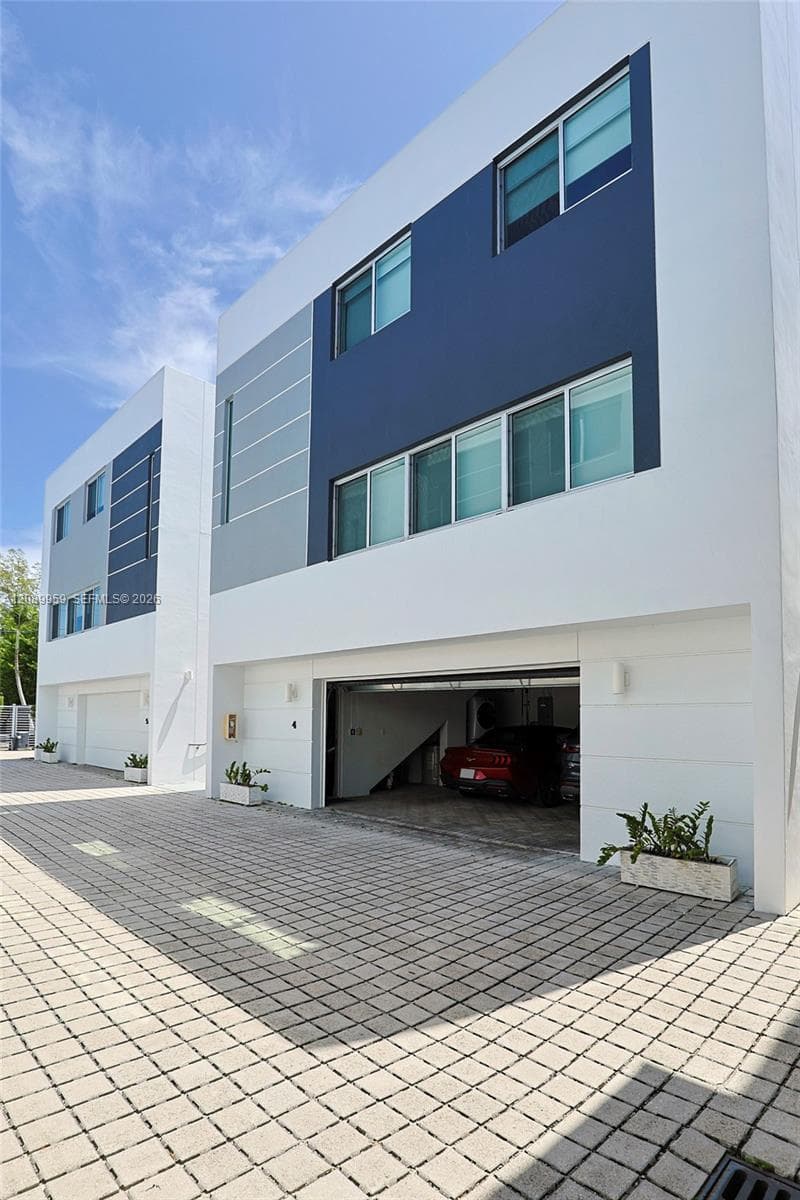 7520 SW 59th Pl #4D photo 53