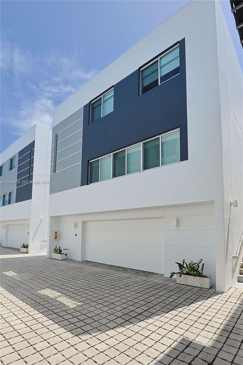 7520 SW 59th Pl #4D photo 54
