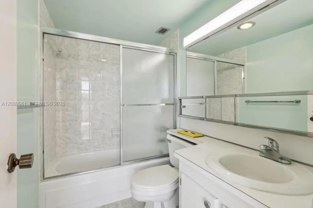 BAYVIEW TOWERS · #C402 in North Miami - Photo 27