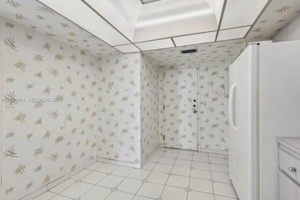 BAYVIEW TOWERS · #C402 in North Miami - Photo 12