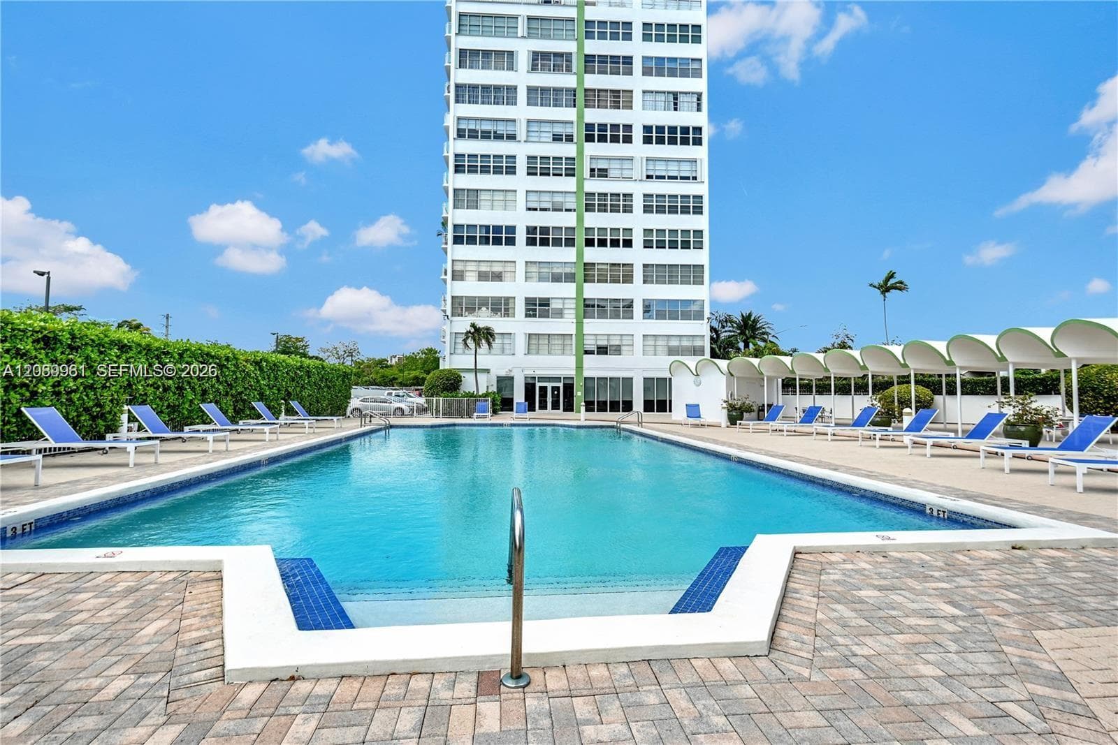 BAYVIEW TOWERS · #C402 in North Miami - Photo 34