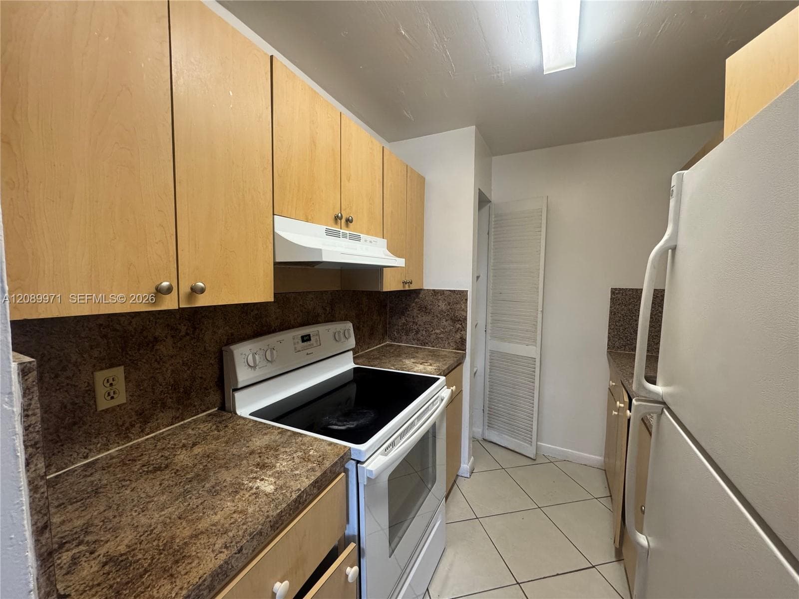 RIVIERA TERRACE CONDO · #205 in North Miami - Photo 4