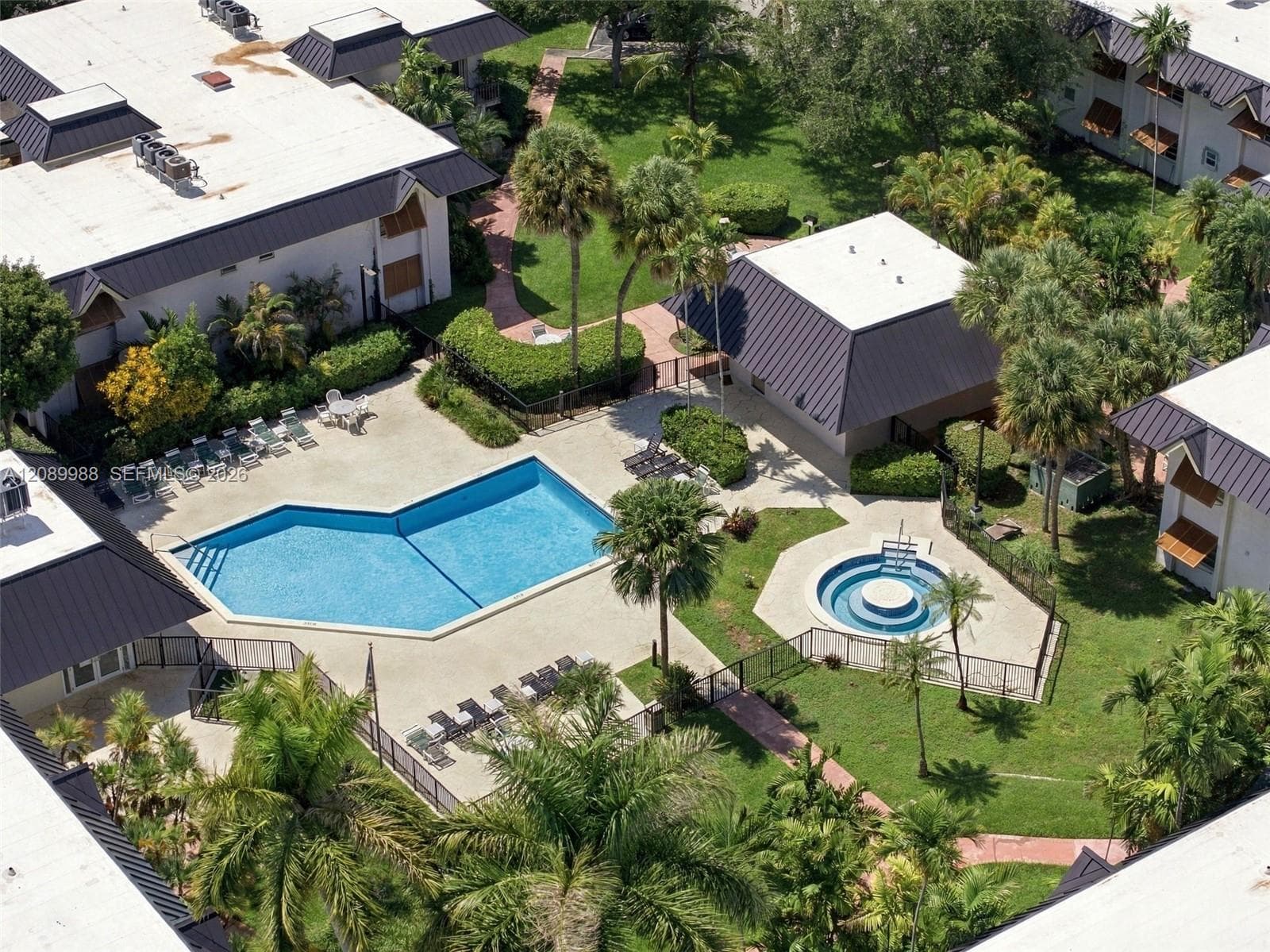 KINGSTON SQUARE · #H7 in Miami - Photo 2