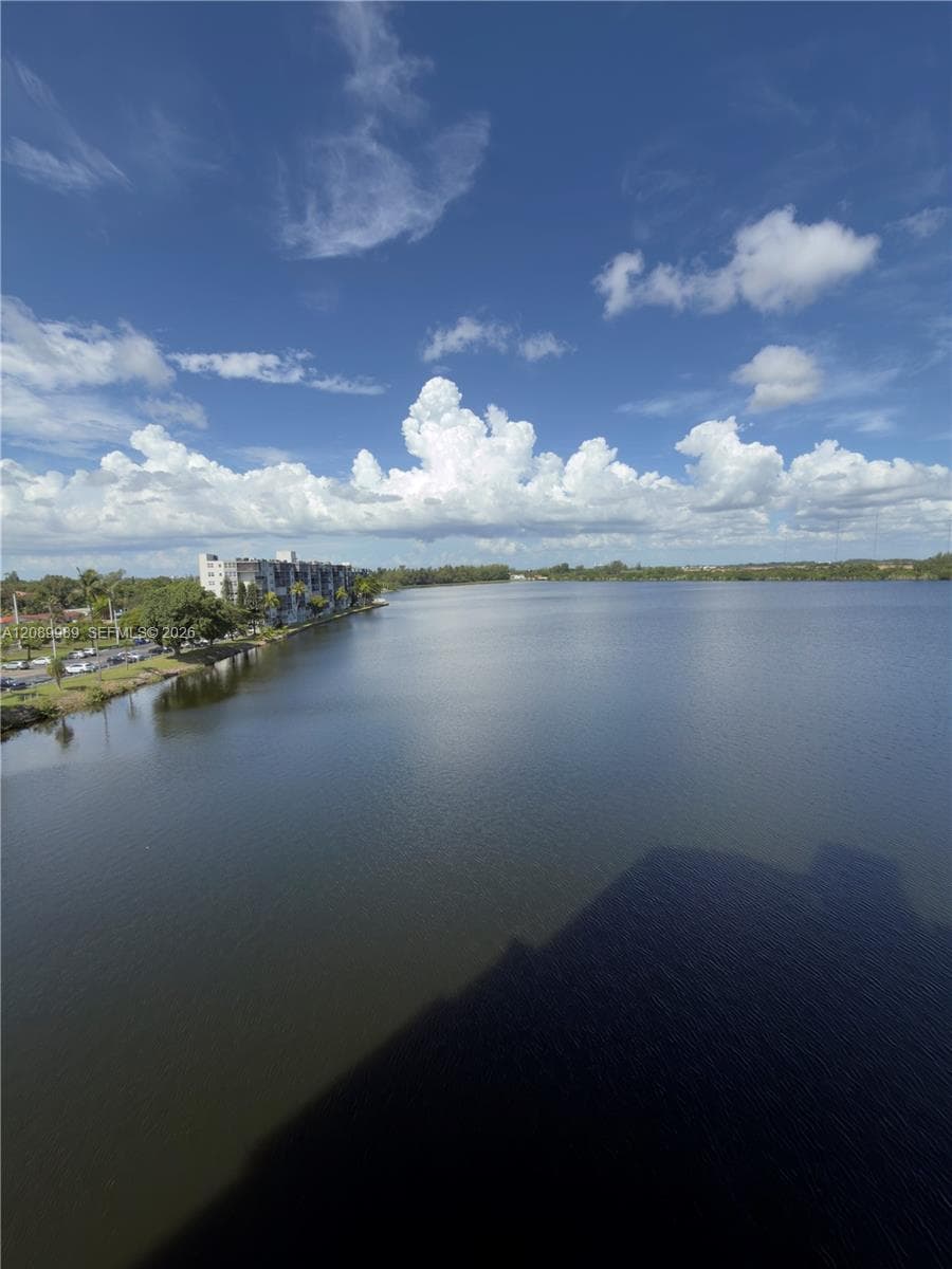 BUCKLEY TOWERS CONDO · #605W in Miami - Photo 13