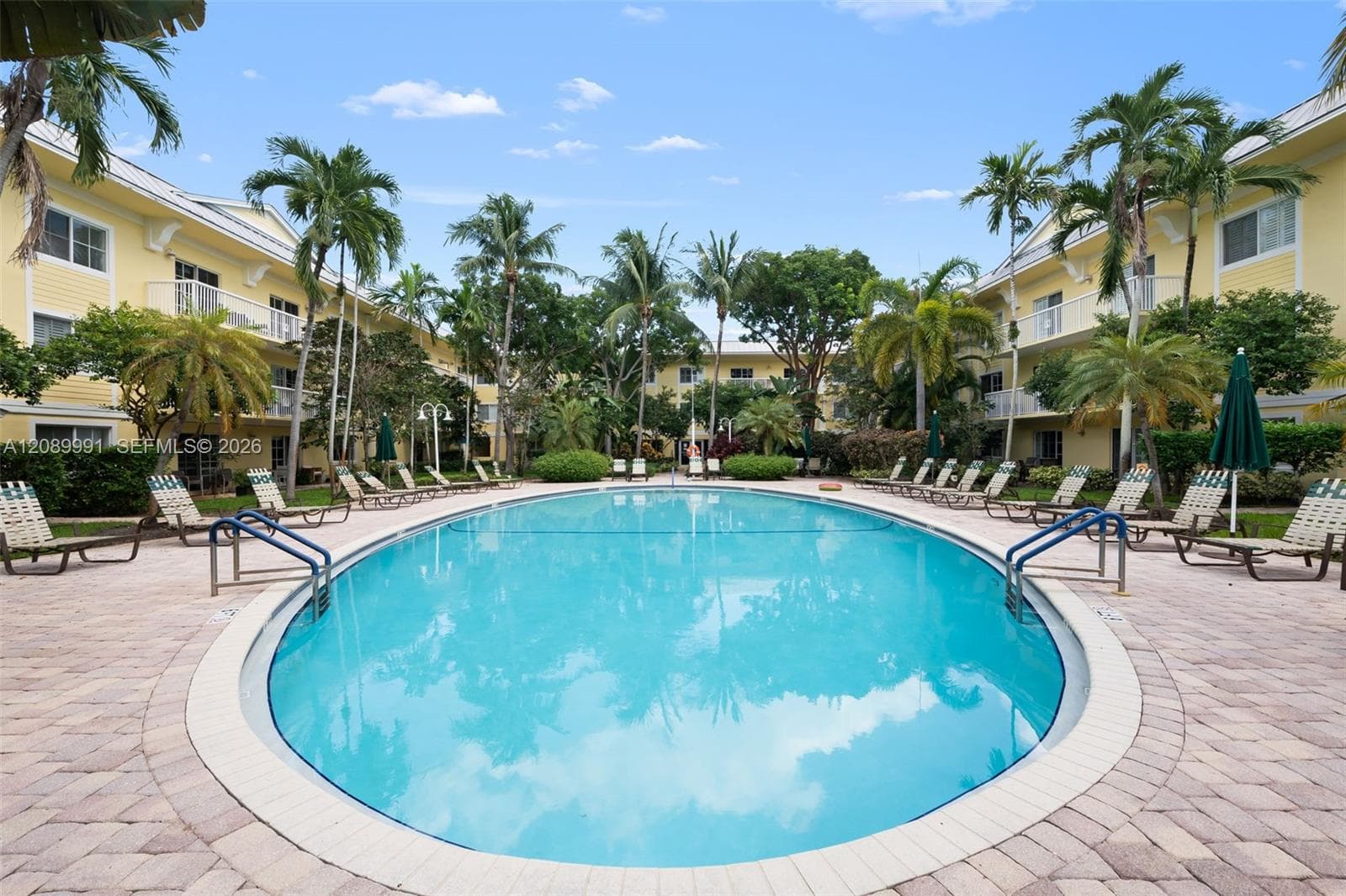 Pine Crest Village II · #350 in Fort Lauderdale - Photo 32