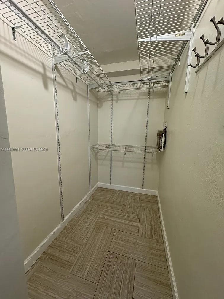 BISCAYNE COURT · #4 in Miami - Photo 15