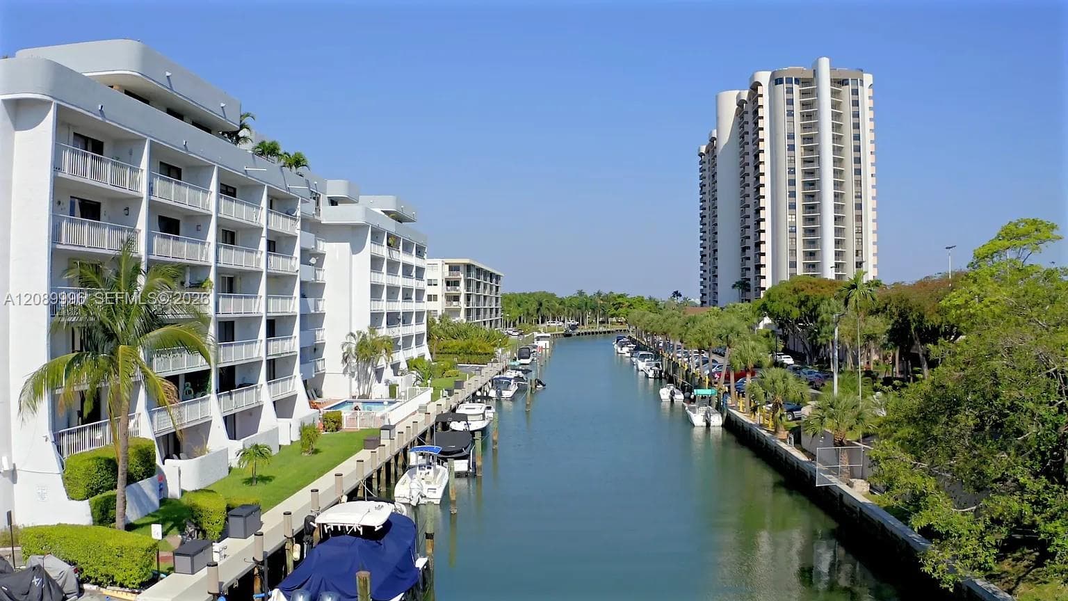 CRICKET CLUBHOUSE CONDO · #207 in Miami - Photo 2