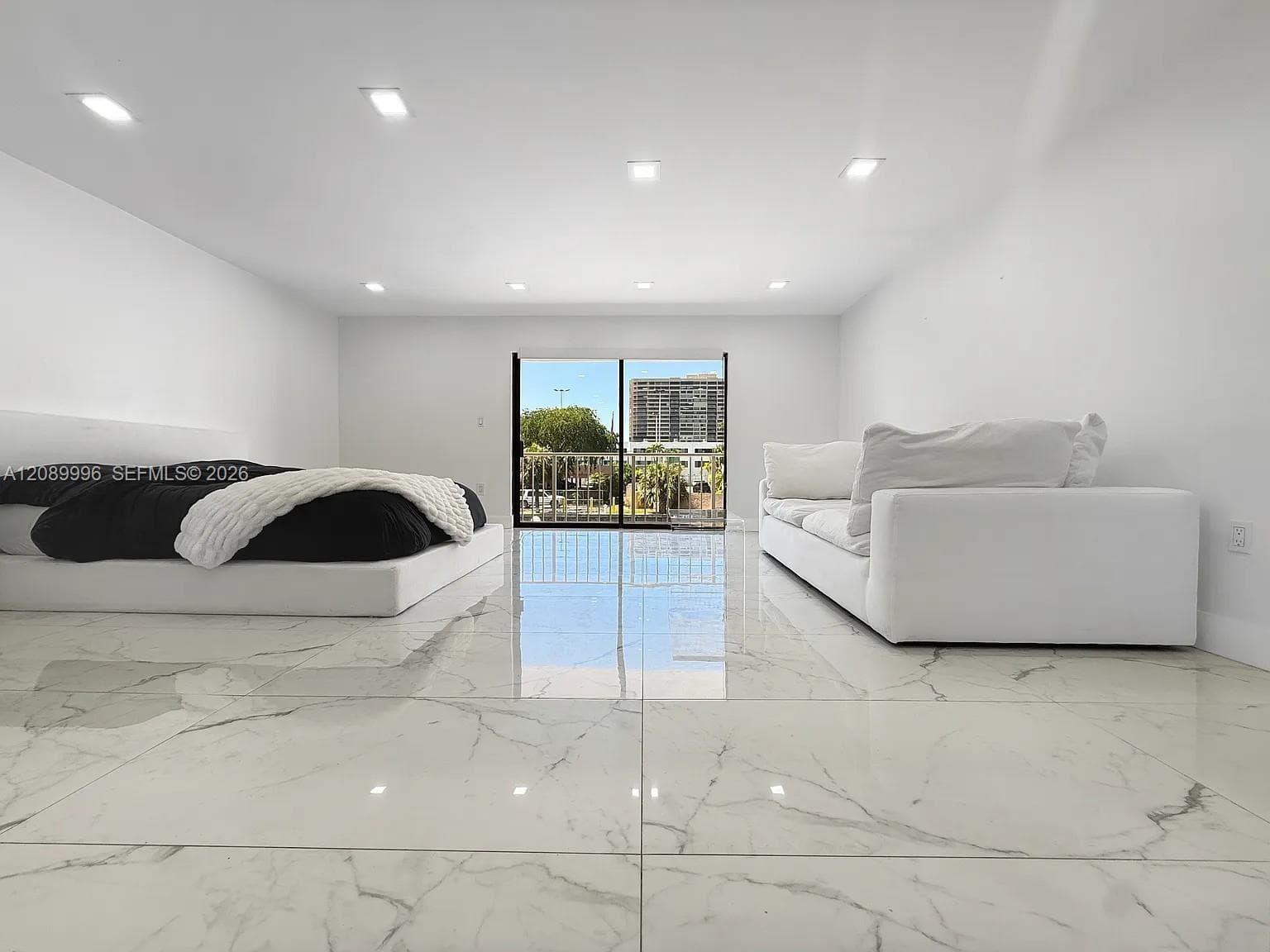 CRICKET CLUBHOUSE CONDO · #207 in Miami - Photo 4