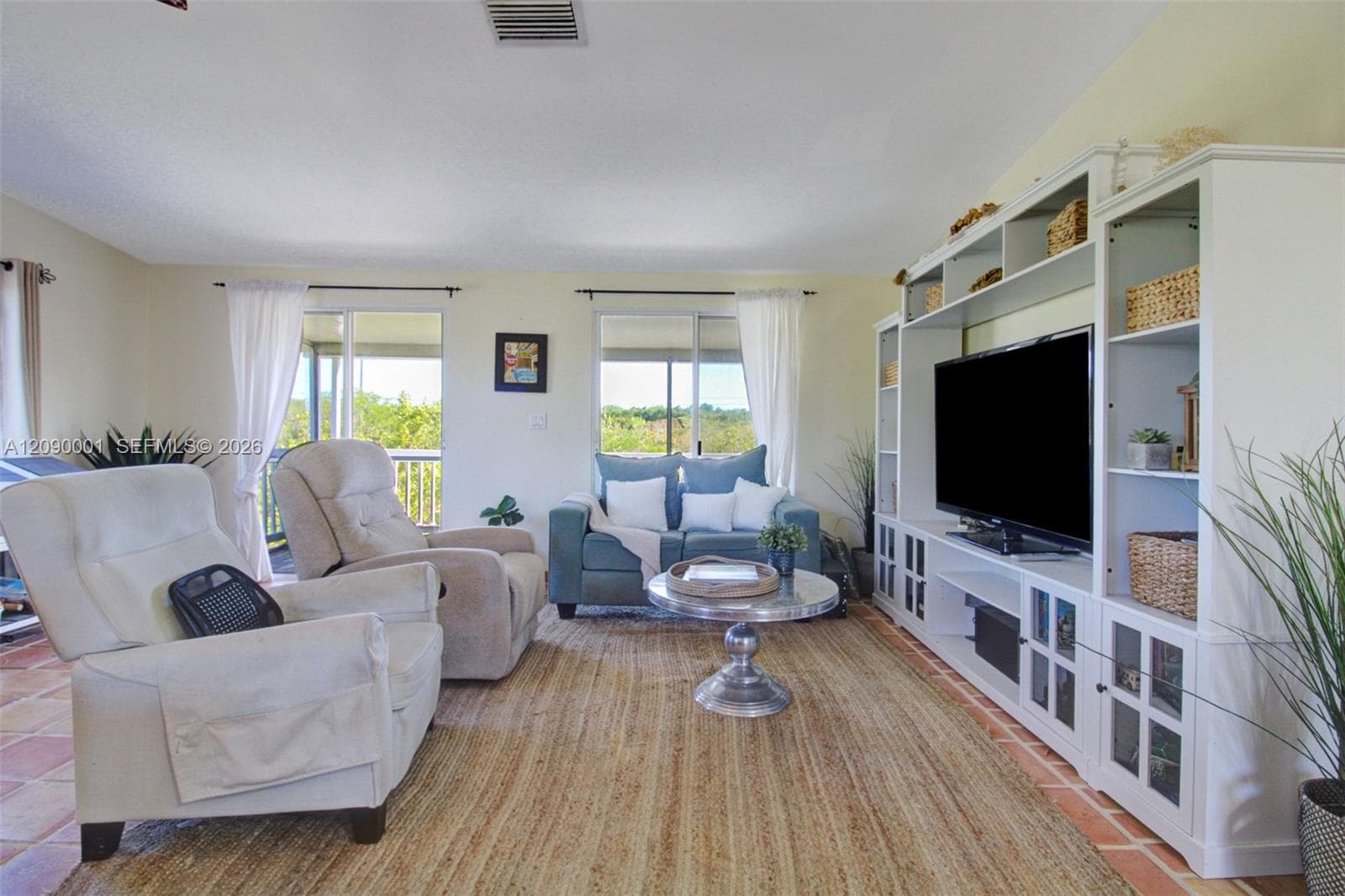 133 Valois Blvd #0 photo 2