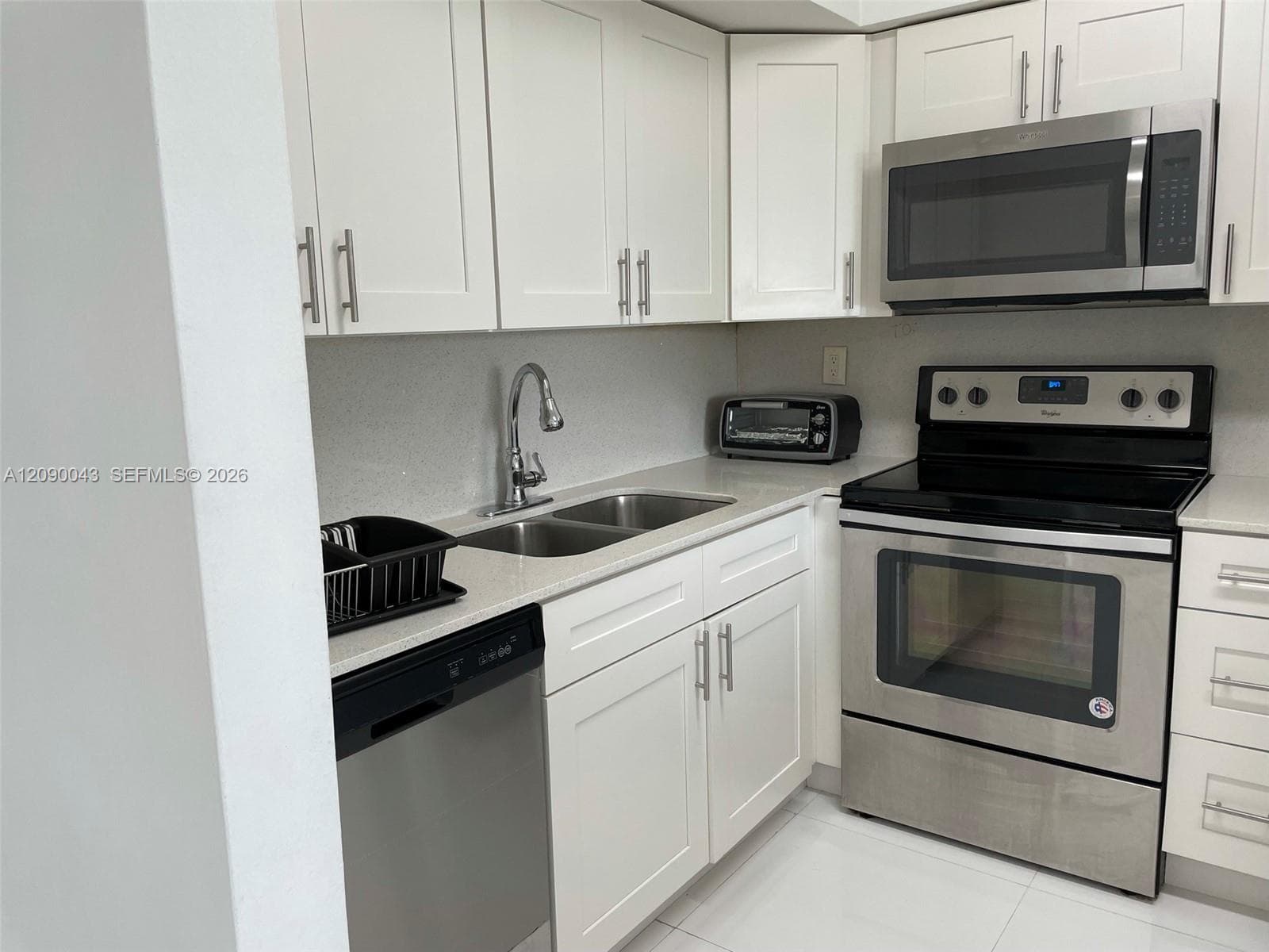 PARC CENTRAL · #504 in Aventura - Photo 9