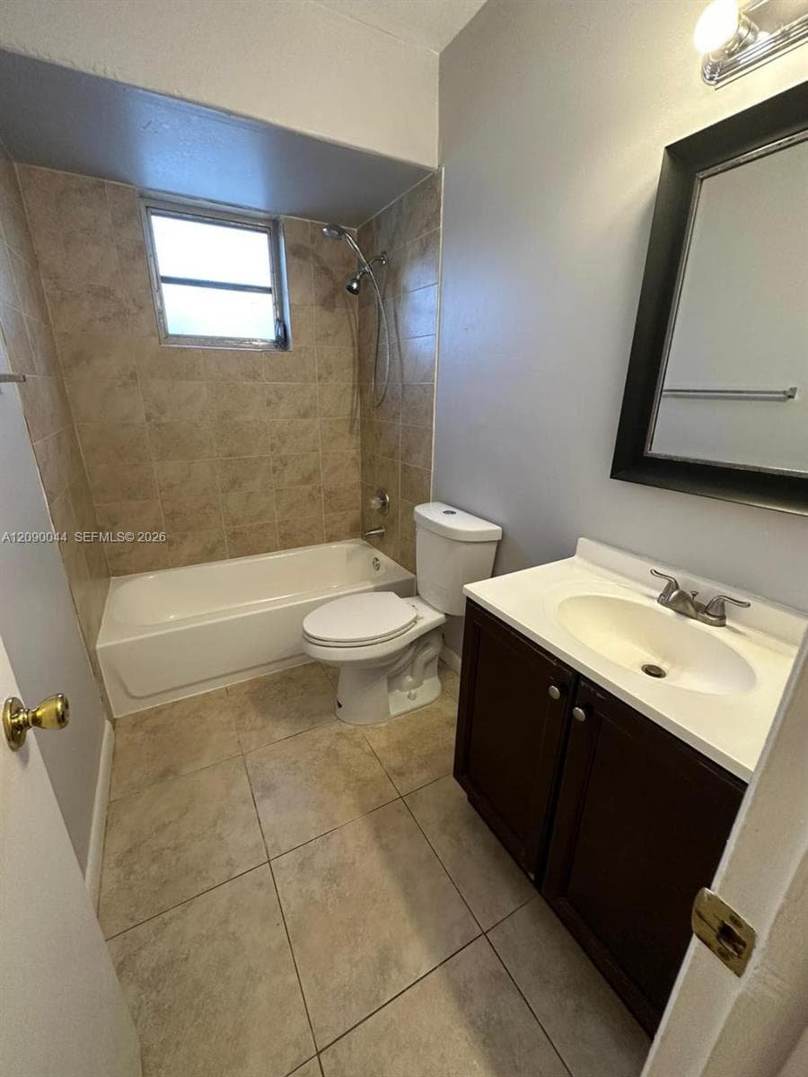 17300 SW 94th Ave #17300 photo 5