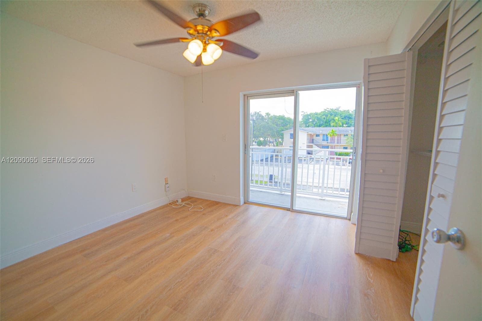 2050 NE 140th St #21 photo 14