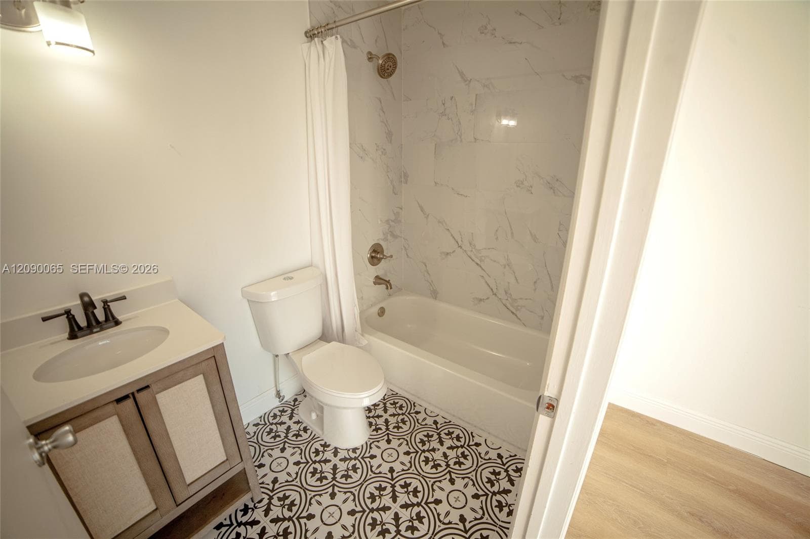 2050 NE 140th St #21 photo 15