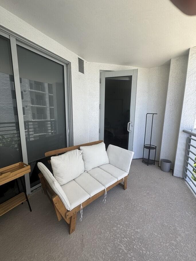 open balcony1