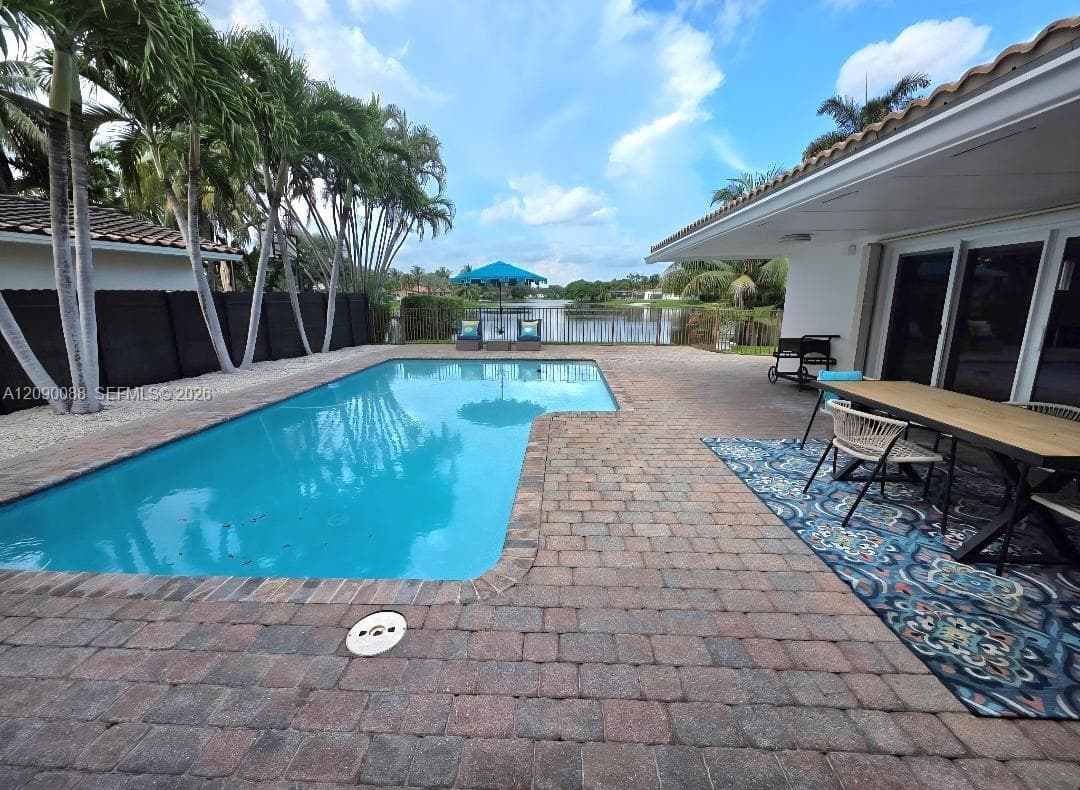 7311 Sabal Dr photo 33
