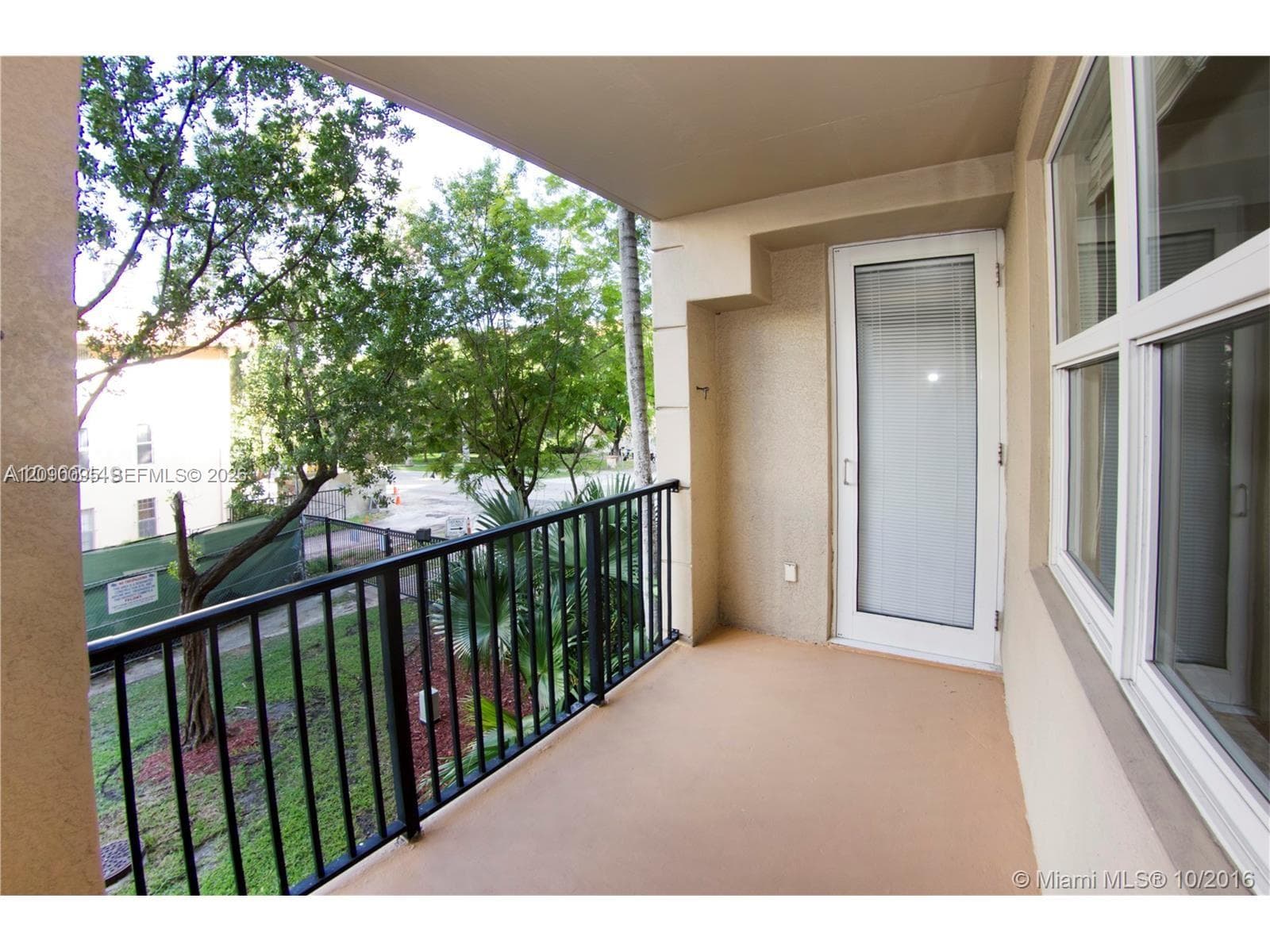Porto Bellagio · #3213 in Sunny Isles Beach - Photo 32