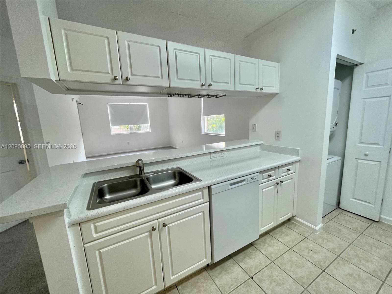 Porto Bellagio · #3213 in Sunny Isles Beach - Photo 1