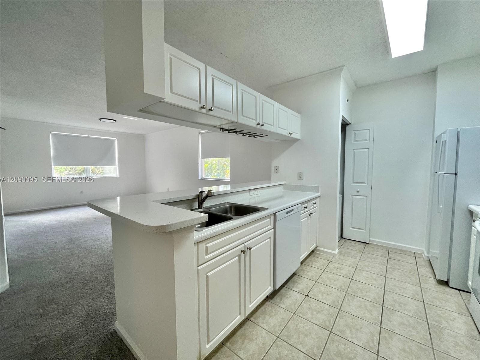 Porto Bellagio · #3213 in Sunny Isles Beach - Photo 5