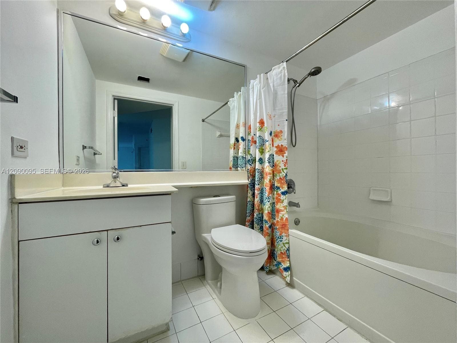 Porto Bellagio · #3213 in Sunny Isles Beach - Photo 18