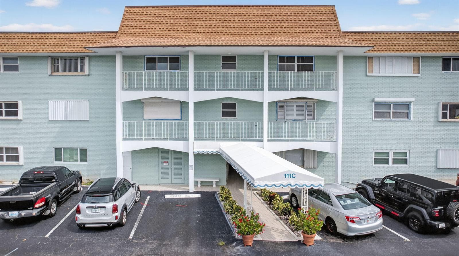 122-web-or-mls-BS1A9239