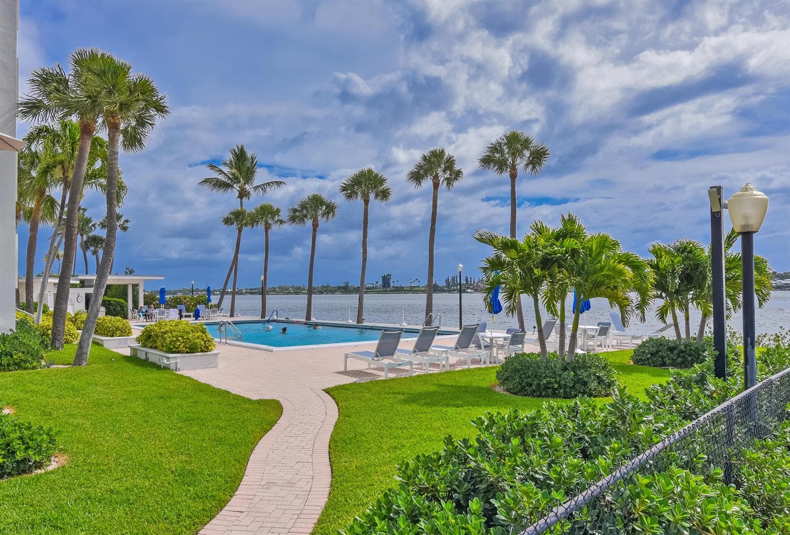 2600 N Flagler Dr Apt 803 West-print-017