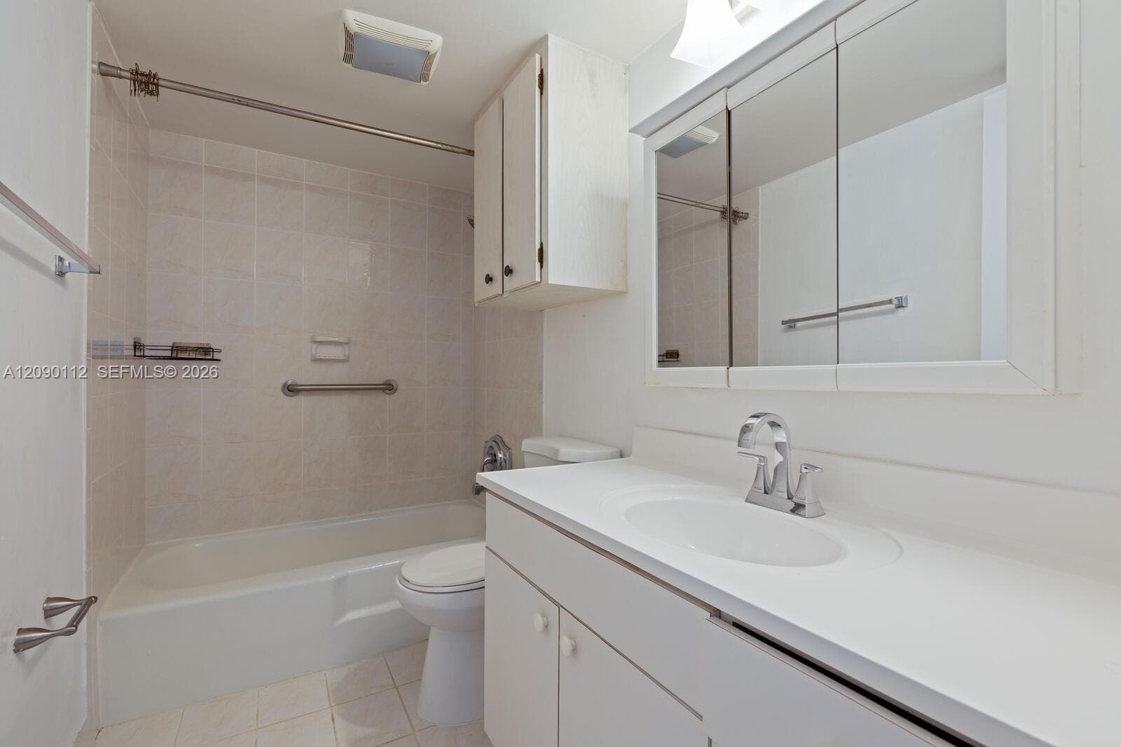 Spanish Trace Condo · #R16 in Miami - Photo 7