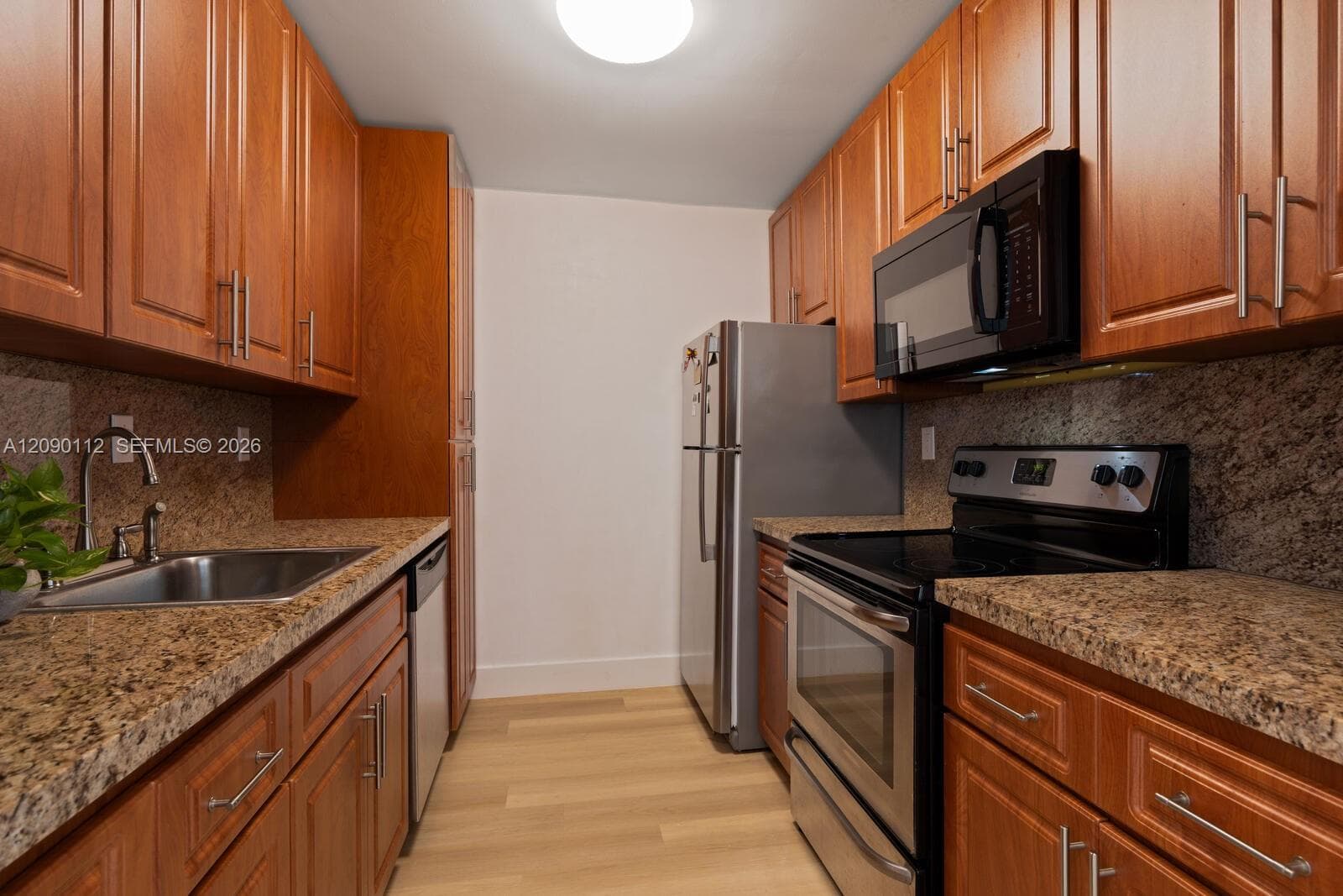 Spanish Trace Condo · #R16 in Miami - Photo 5