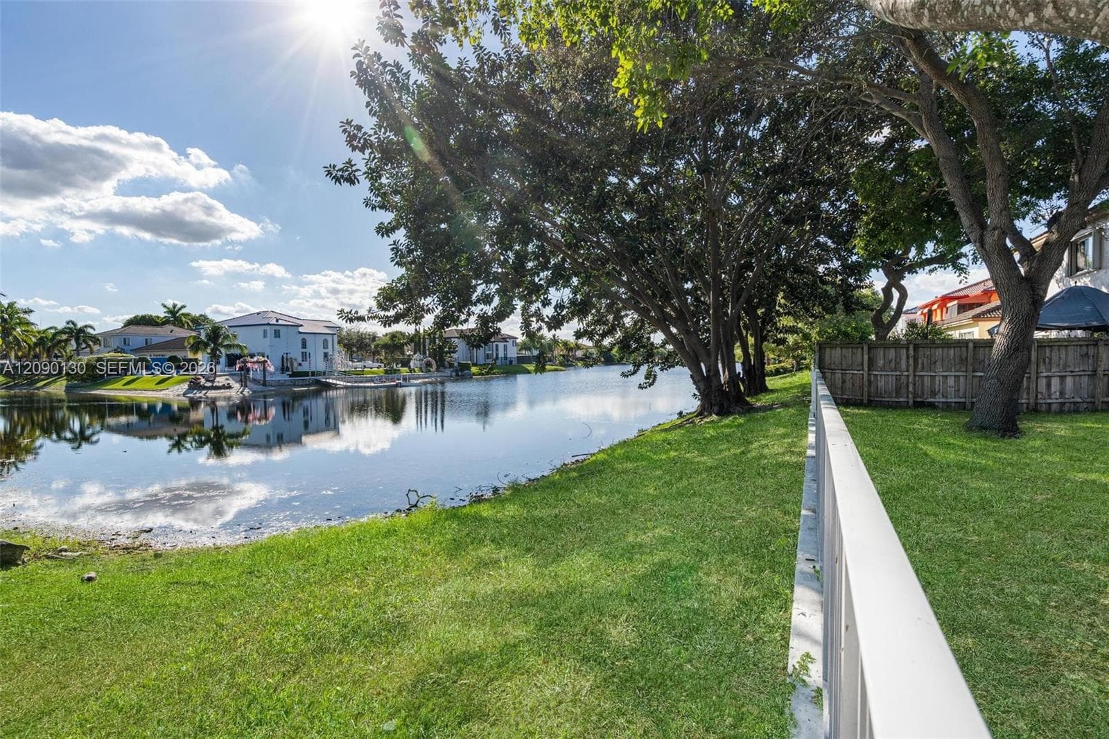 16350 SW 50th Ter photo 32