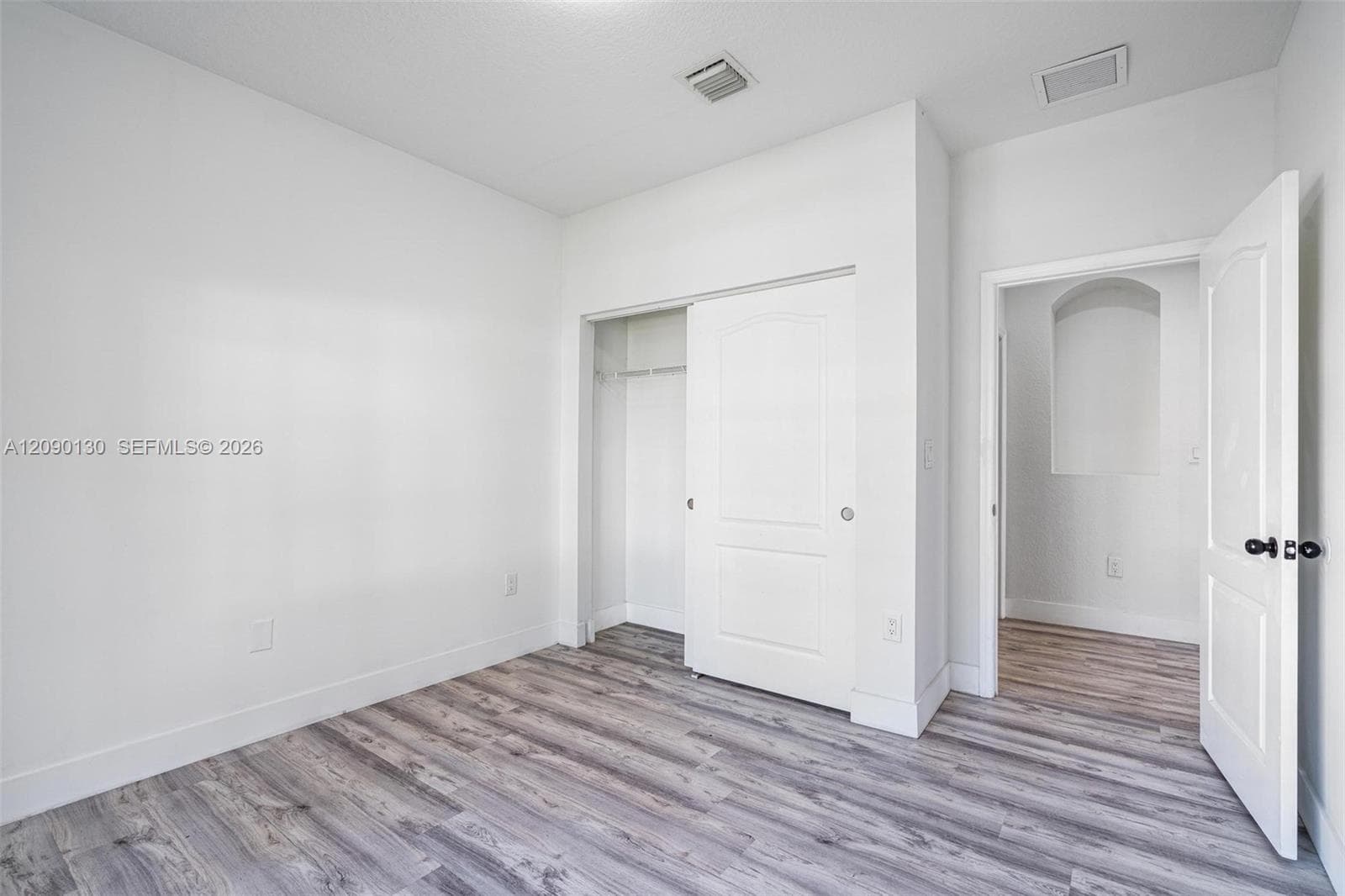 16350 SW 50th Ter photo 5