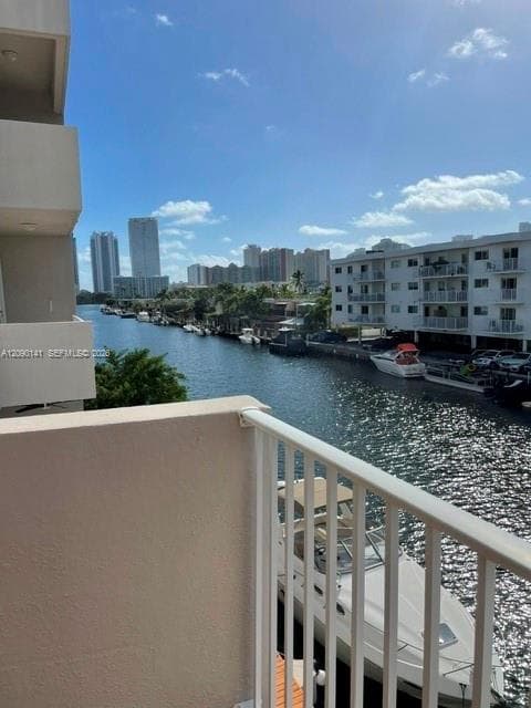 SUNNY SHORES CONDO · #306 in North Miami Beach - Photo 7
