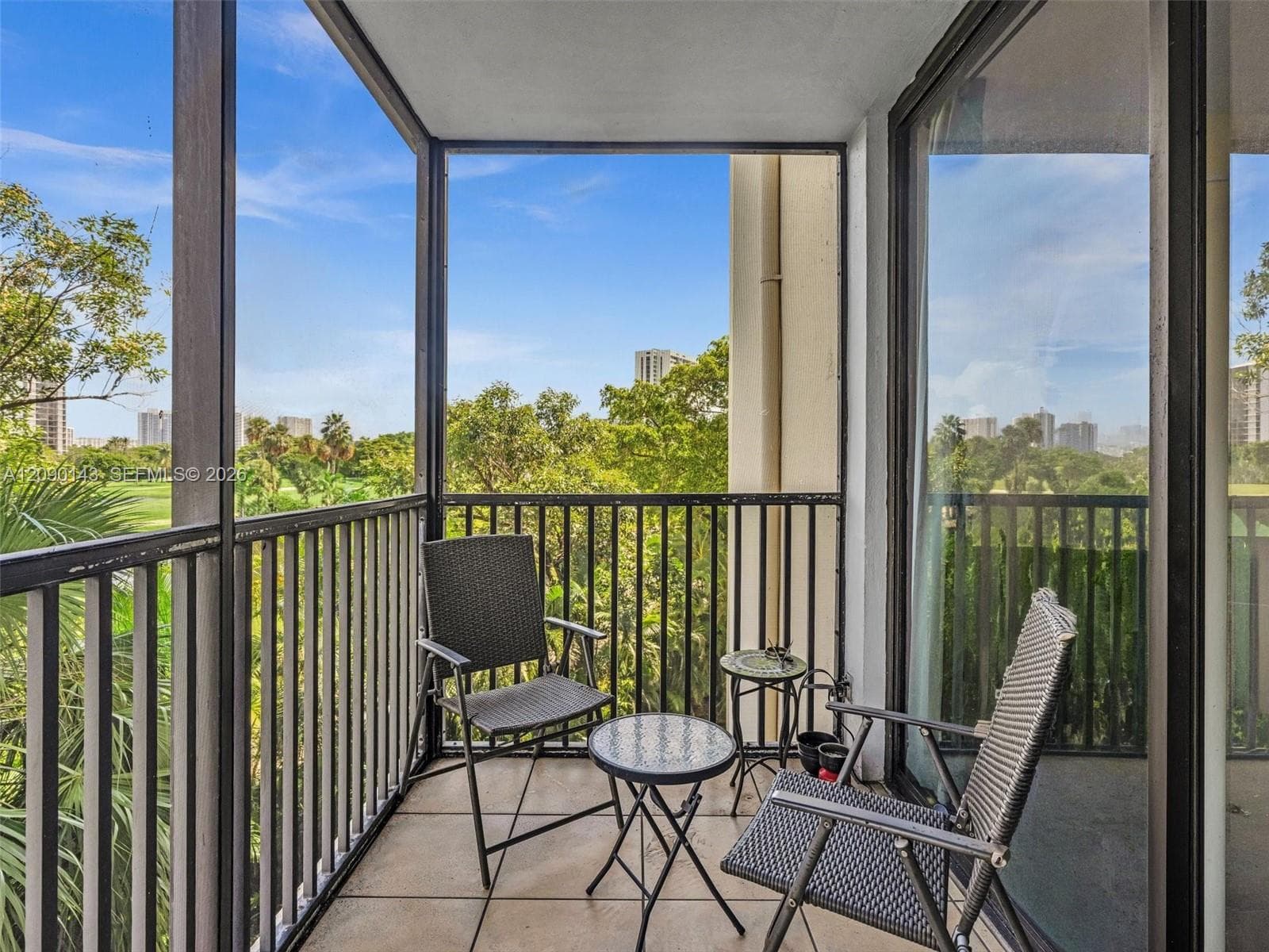 CORONADO · #332 in Aventura - Photo 4